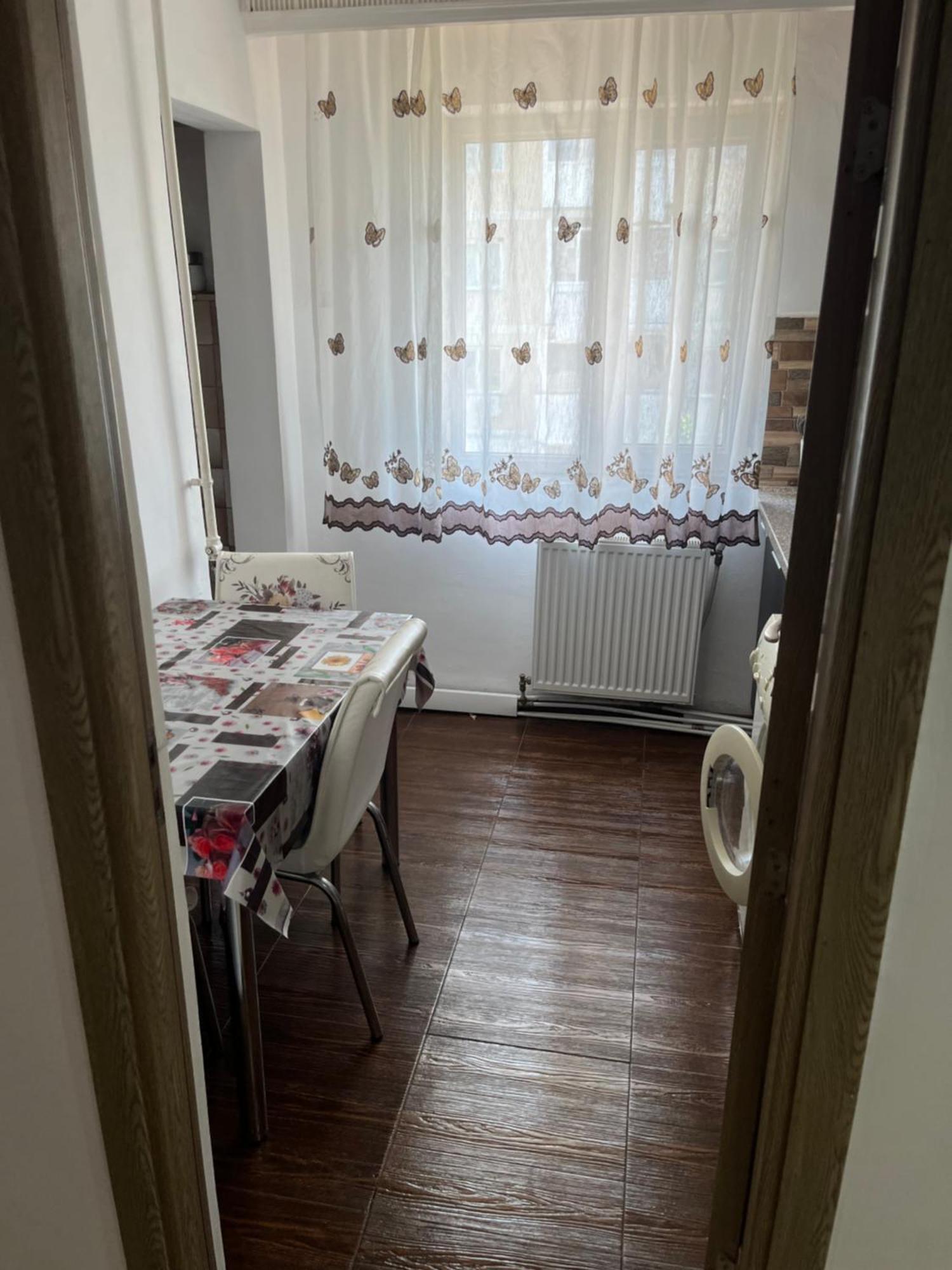 Apartament 2 Camere Curtea De Arges Exterior photo